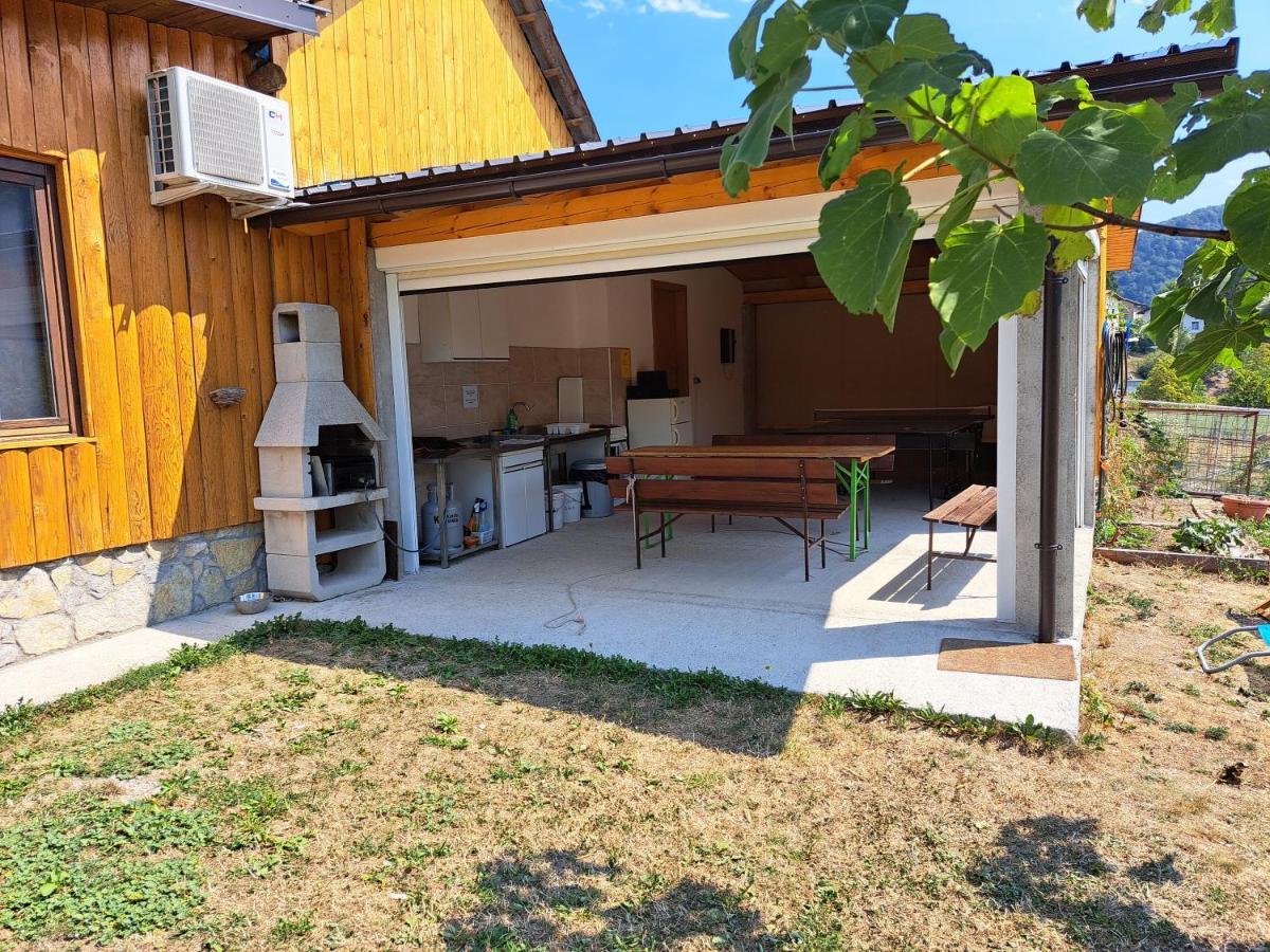 Hotel GLAMPING HIŠKe PETRIN Tolmin Exterior foto
